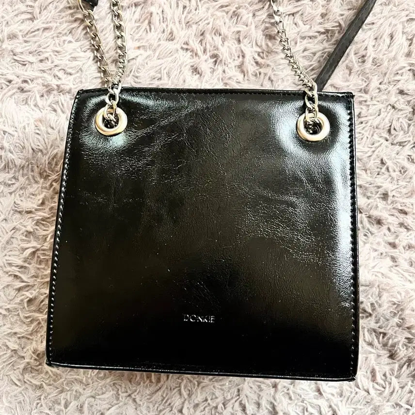 [BUNJANG] Donkie Premi Shoulder Bag Black / 돈키 프레미 숄더백 블랙