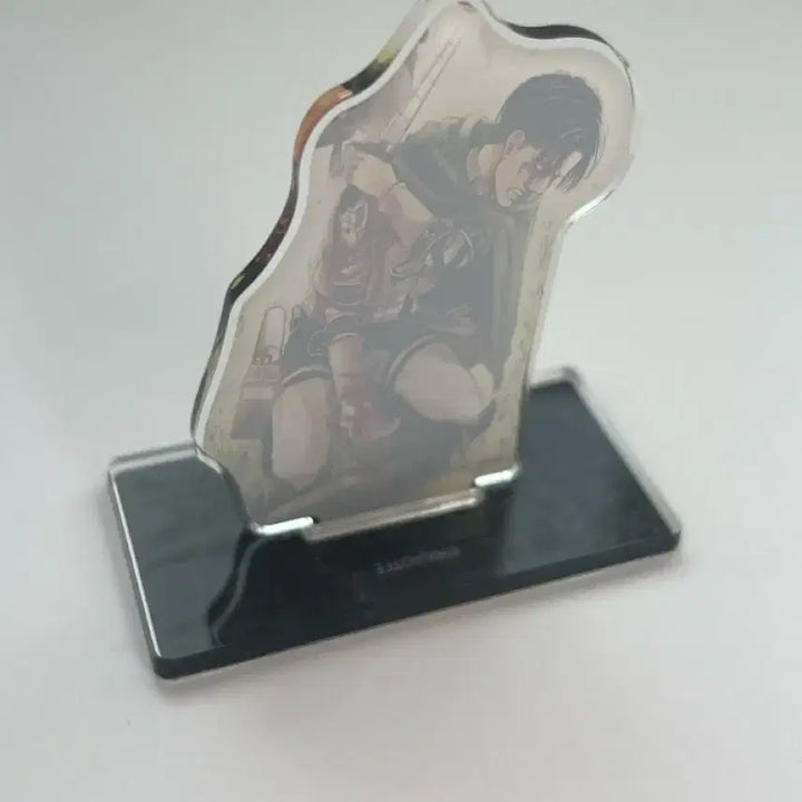 [BUNJANG] Attack on Titan Levi Acrylic Stand / 진격의거인 리바이 원화전 아크릴 스탠드
