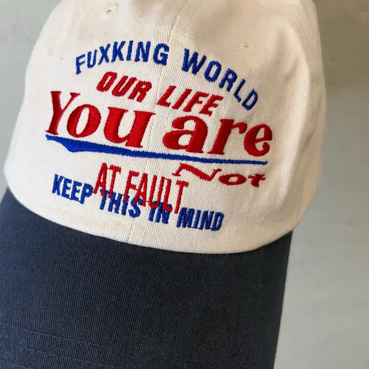 [SOLD OUT] 디파이클럽로버스 배색 볼캡