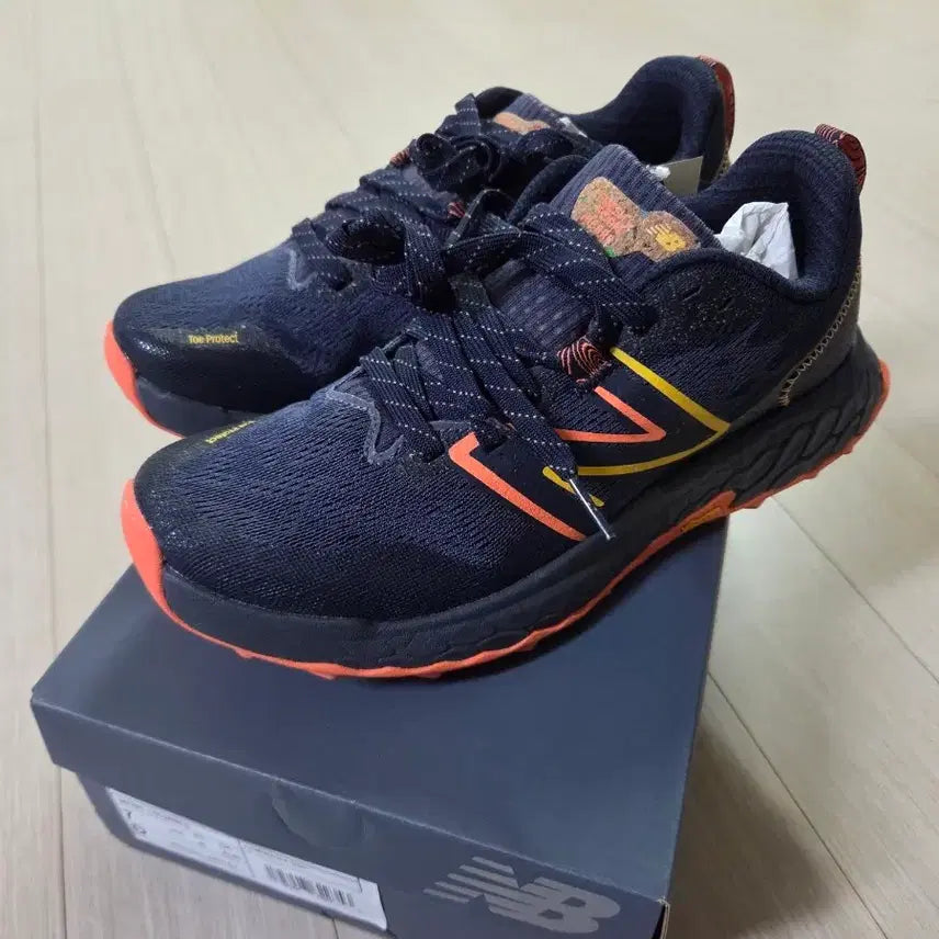 [BUNJANG] New Balance Fresh Foam X Hierro v7 Running Shoes / (250mm) 뉴발란스 런닝화/트레일화