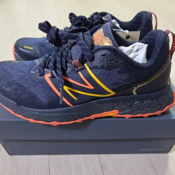 [BUNJANG] New Balance Fresh Foam X Hierro v7 Running Shoes / (250mm) 뉴발란스 런닝화/트레일화