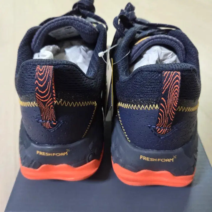 [BUNJANG] New Balance Fresh Foam X Hierro v7 Running Shoes / (250mm) 뉴발란스 런닝화/트레일화