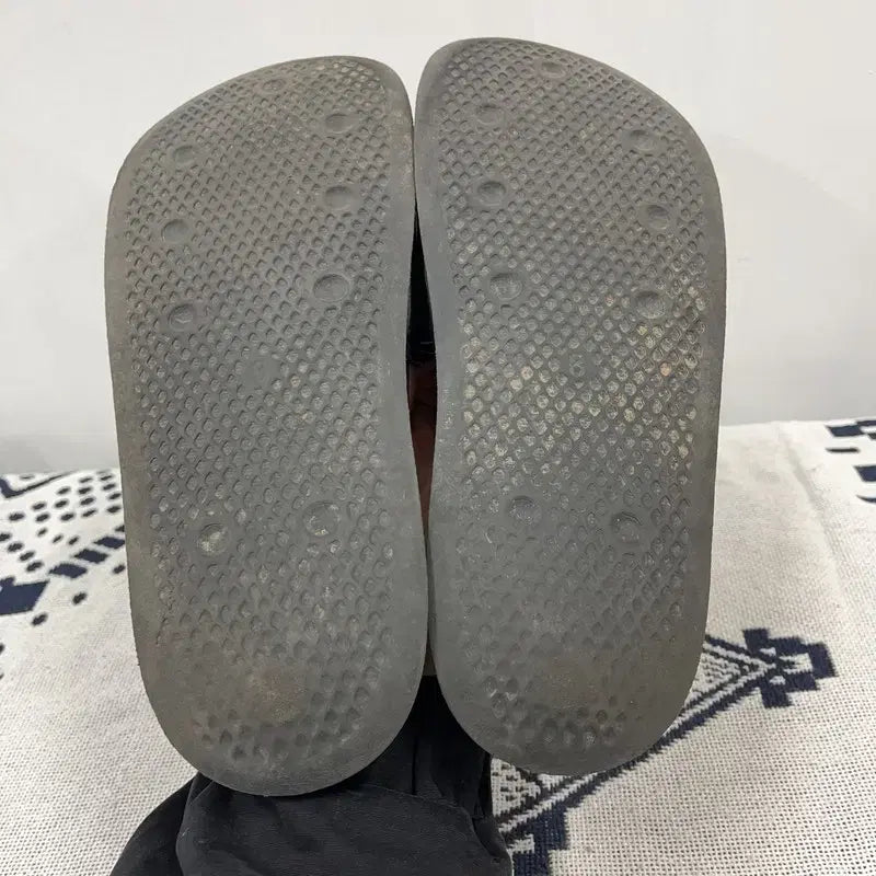 [BUNJANG] Adidas Adilette Lite Slippers 265 / 아디다스 아딜렛 라이트 슬리퍼 265 E02858