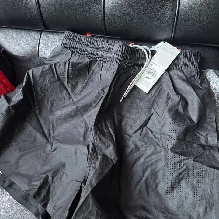 [BUNJANG] Adidas Adi365 2-in-1 Running Shorts Black M / 아디다스 Adi365 러닝 2in1 반바지 블랙 M