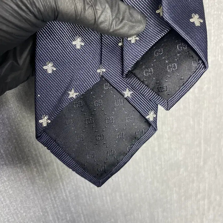 [BUNJANG] Gucci Silk Necktie / 구찌 실크 벌 넥타이