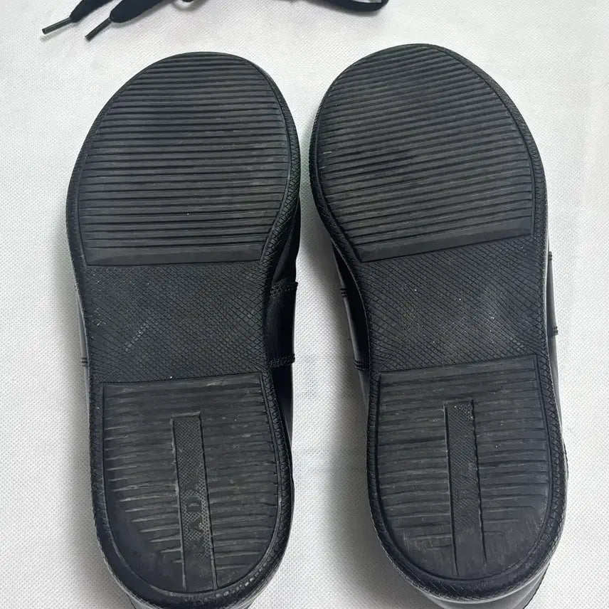 [BUNJANG] Prada Leather Sneakers Black Size 7 / 프라다 레더 스니커즈 블랙 7사이즈