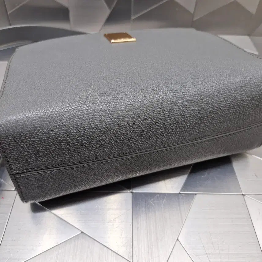 [BUNJANG] Couronne Crossbody Bag / 쿠론 크로스백 (택포)