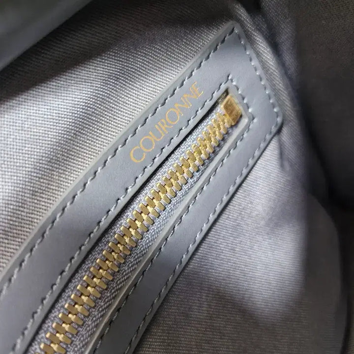 [BUNJANG] Couronne Crossbody Bag / 쿠론 크로스백 (택포)