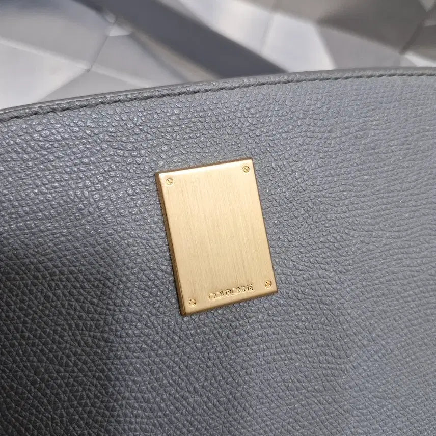[BUNJANG] Couronne Crossbody Bag / 쿠론 크로스백 (택포)