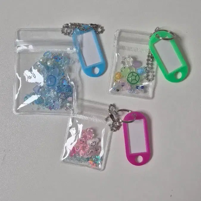 [BUNJANG] Handmade Zipper Bag Name Tag Keychain (3+1) / 지퍼팩 네임텍 키링(3+1)