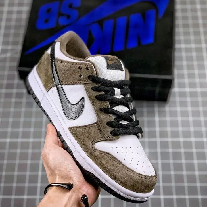 [BUNJANG] Nike SB Dunk Low Sneakers (Size 270) / 나이키 SB 덩크 뉴 농구화 사이즈:270