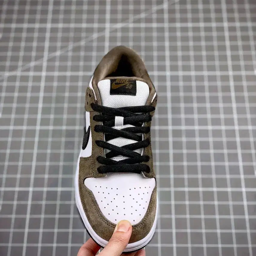 [BUNJANG] Nike SB Dunk Low Sneakers (Size 270) / 나이키 SB 덩크 뉴 농구화 사이즈:270