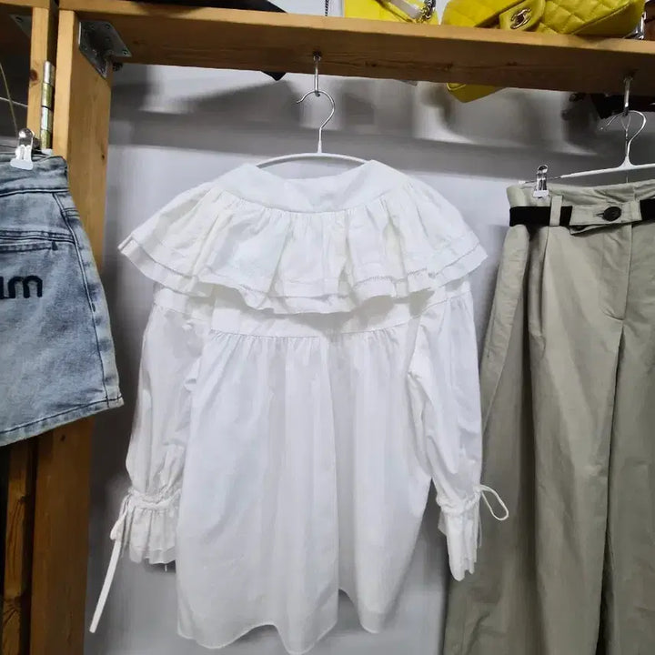 [BUNJANG] Johnny Hates Jazz Sailor Frill Blouse / 쟈니헤잇재즈블라우스