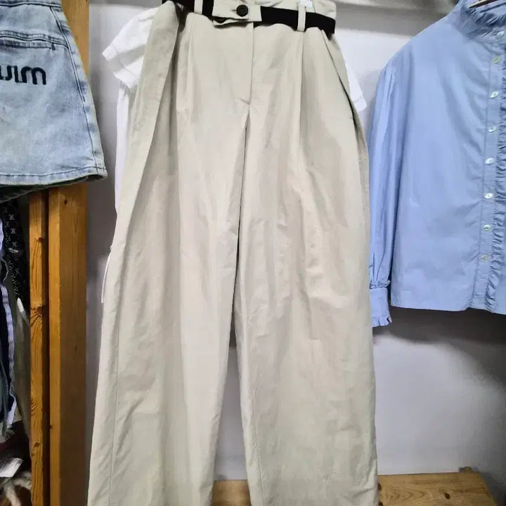 [BUNJANG] Johnny Hates Jazz Sailor Frill Blouse / 쟈니헤잇재즈블라우스