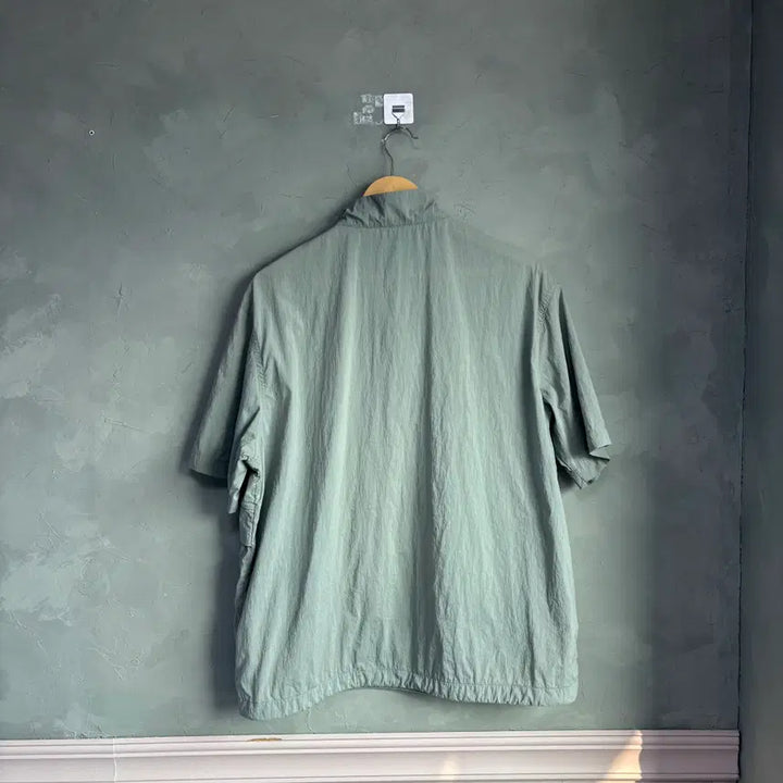 [BUNJANG] Snow Peak Apparel Nylon Anorak Windbreaker Short Sleeve Khaki / 스노우피크 어페럴 나일론 아노락 바람막이 반팔 카키