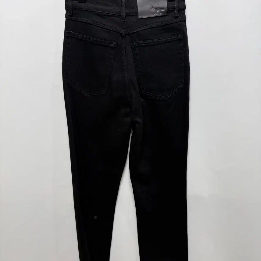 [BUNJANG] Maison Kitsuné Black Skinny Jeans / (P16) 메종키츠네 블랙 스키니진