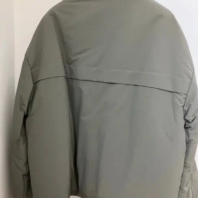 [BUNJANG] DEINET High Collar Bomber Jumper - Khaki / 다이닛 하이 칼라 봄버 점퍼 인 카키