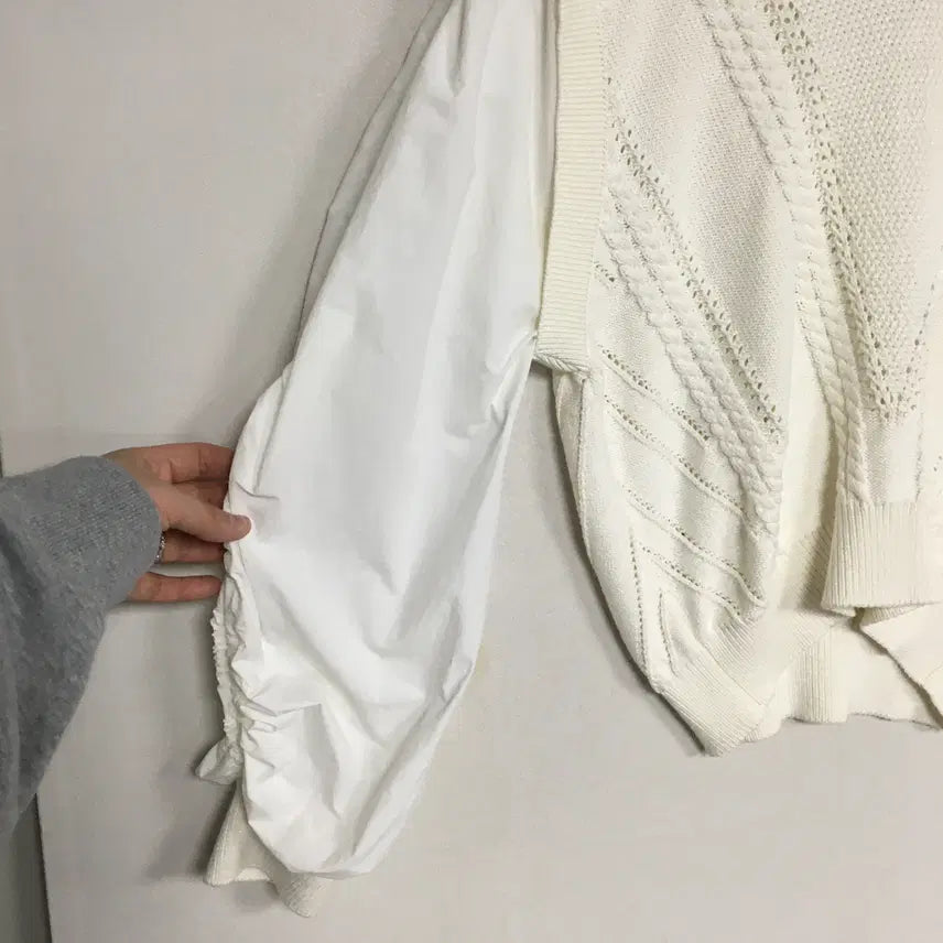 [BUNJANG] Objet 21 Knit Blouse Puff Sleeve Embroidered / 21 오브제 퍼프 니트 블라우스 90