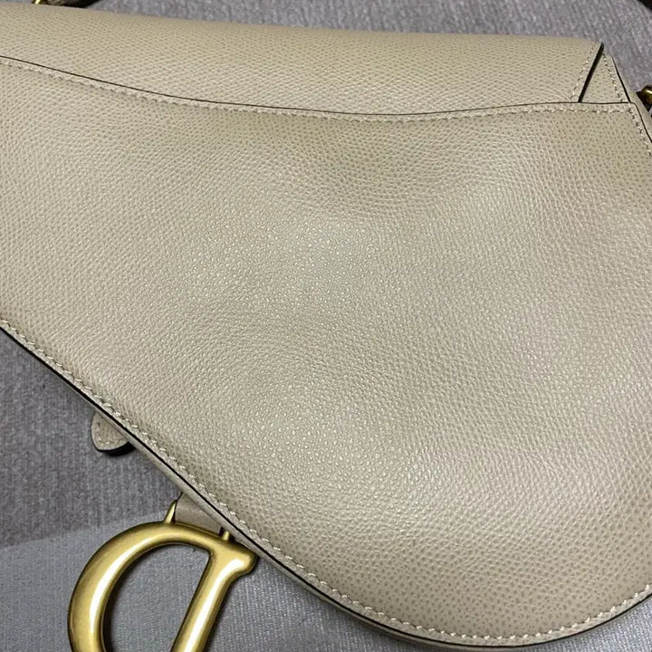 [BUNJANG] Beige Saddle Medium Bag / 베이지 새들 미디움