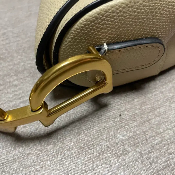 [BUNJANG] Beige Saddle Medium Bag / 베이지 새들 미디움