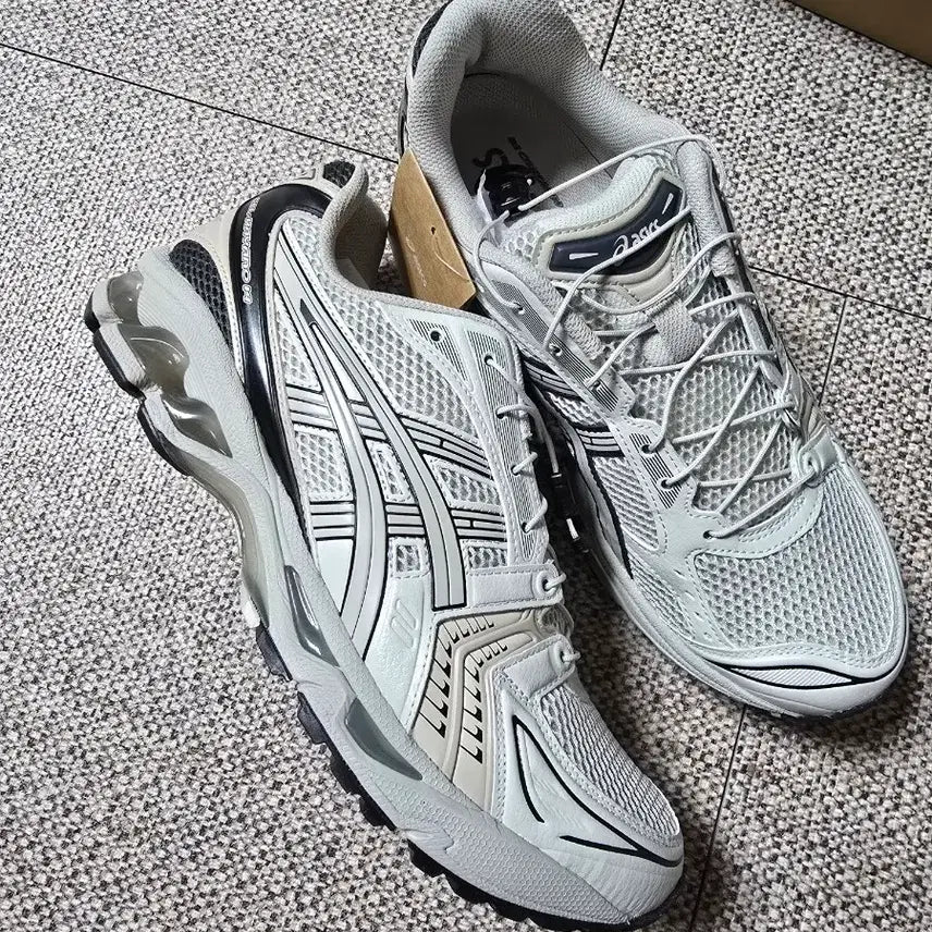 [BUNJANG] Asics Gel-Kayano 14 Smoke Grey Sneakers / (280) 아식스 젤카야노14 스모크그레이