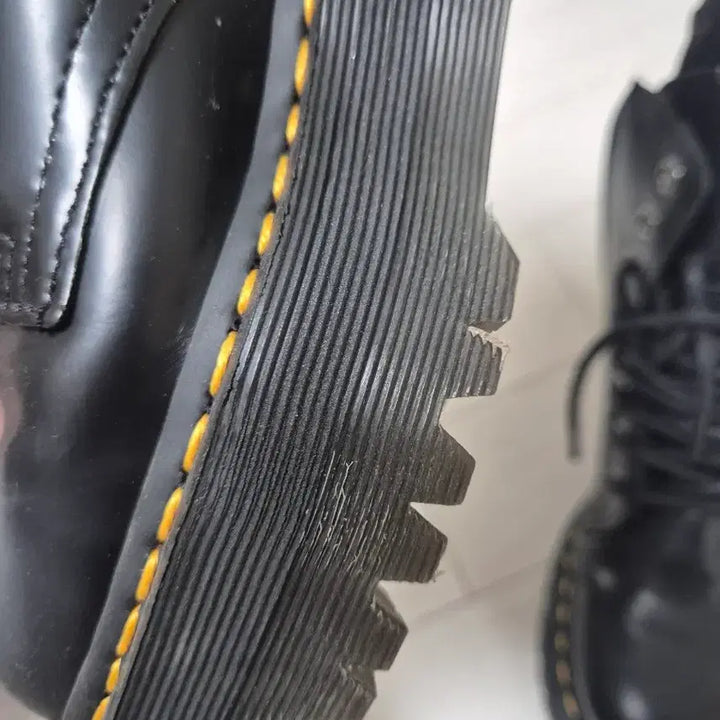 [BUNJANG] Dr. Martens Black Platform Boots / 닥터마틴 블랙 부츠 사이즈 350
