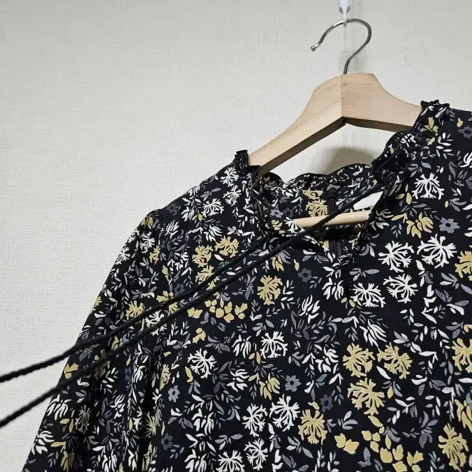 [BUNJANG] BCBG Patterned Dress / 비씨비지 BCBG 패턴 원피스 55~66사이즈