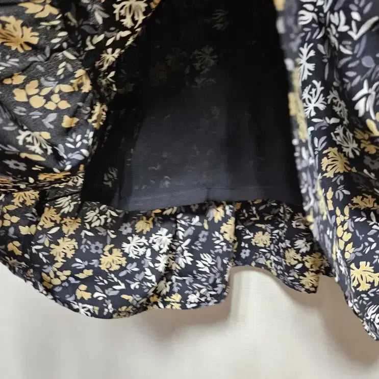 [BUNJANG] BCBG Patterned Dress / 비씨비지 BCBG 패턴 원피스 55~66사이즈