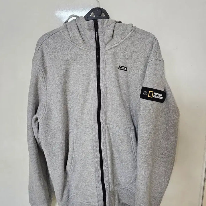 [BUNJANG] National Geographic Gray Full-Zip Hoodie XL / 내셔널지오그래픽 풀집업 후드티 회색 XL 얼룩o 세탁시 새것