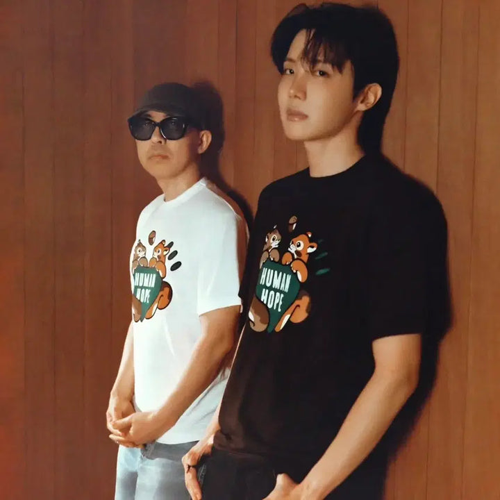 [BUNJANG] Human Made J-Hope Human Hope Graphic T-shirt Black (S, M) / 미개봉) 방탄소년단 제이홉 휴먼메이드 티셔츠 블랙 S, M