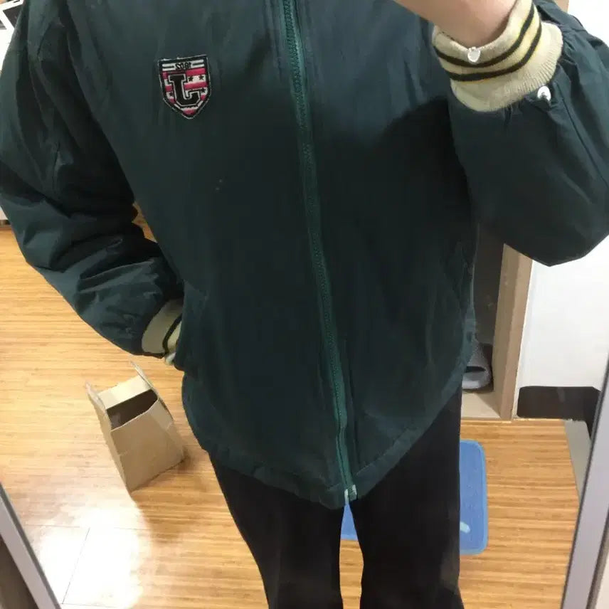 [BUNJANG] Vintage Style Green Bomber Jacket / 빈티지 스타일 그린 봄버 자켓