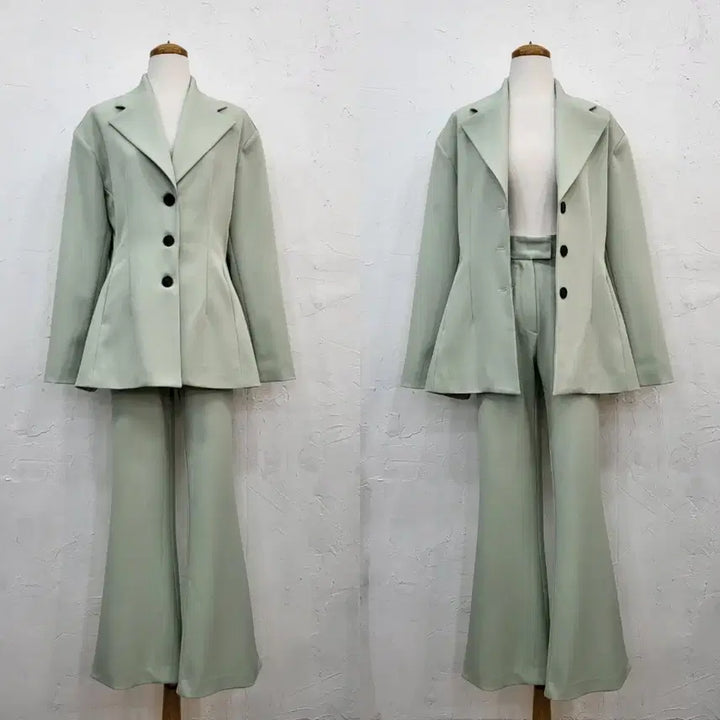 [SOLD OUT] 민트색 부츠컷 정장 세트 S