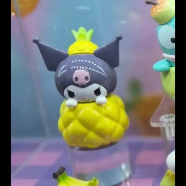 [BUNJANG] Sanrio Kuromi Pineapple Figure (Sealed) / (미개봉)쿠로미 파인애플 피규어(크기 큼)
