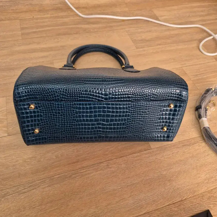 [BUNJANG] Daks Crocodile Leather Tote Bag Navy / 닥스 크로커다일 가죽 토트백 네이비