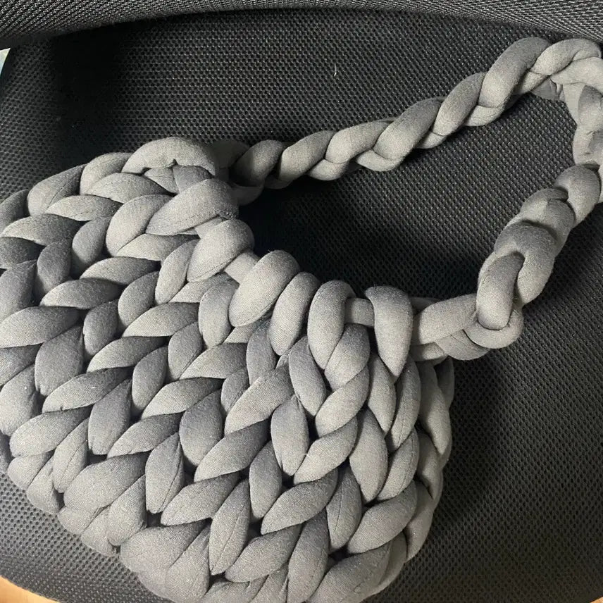 [BUNJANG] Handmade Giant Yarn Shoulder Bag / 핸드메이드 자이언트얀 숄더백