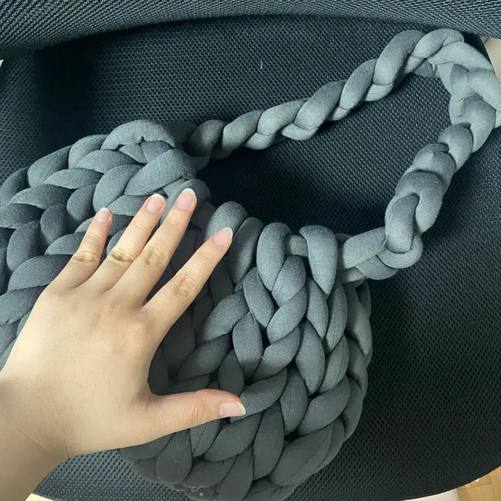 [BUNJANG] Handmade Giant Yarn Shoulder Bag / 핸드메이드 자이언트얀 숄더백