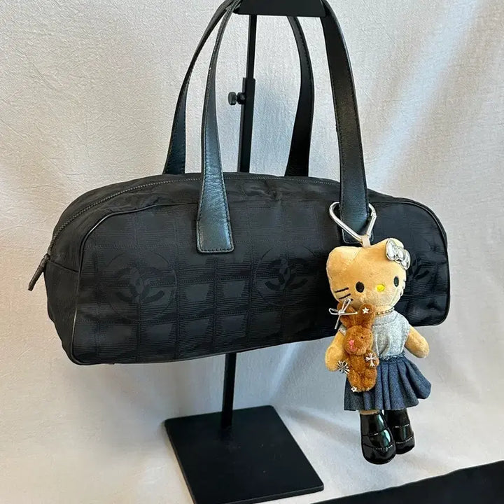 [BUNJANG] Chanel New Travel Bag Baguette Bag Black Vintage / (개런티카드포함) 샤넬 뉴트래블백 바게트백 블랙 빈티지 y2k