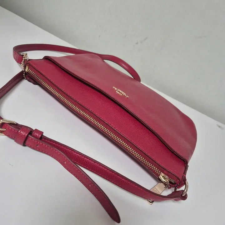 [BUNJANG] Coach Red Crossbody Bag / 코치 레드 크로스백 가방