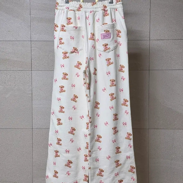 [BUNJANG] 13DE MARZO RONRON Bear All Over Sweatpants / 13DE MARZO x RONRON 콜라보 베어 올오버 스웨트팬츠