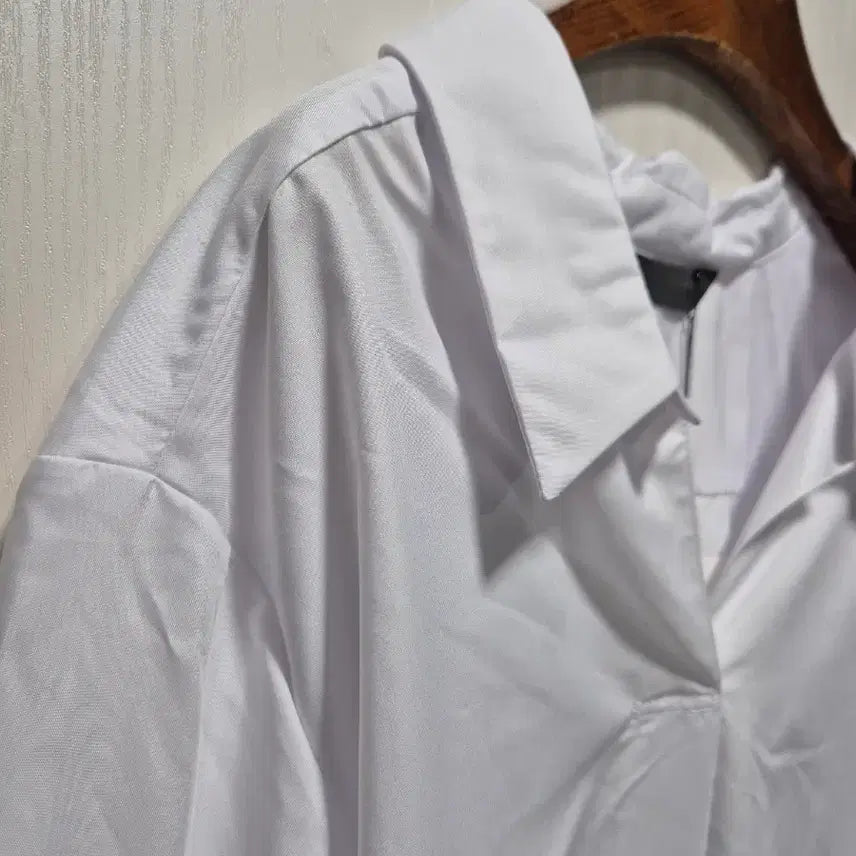 [BUNJANG] VTG White Shirt Blouse / (세일)(새상품)VTG 화이트 셔츠 블라우스