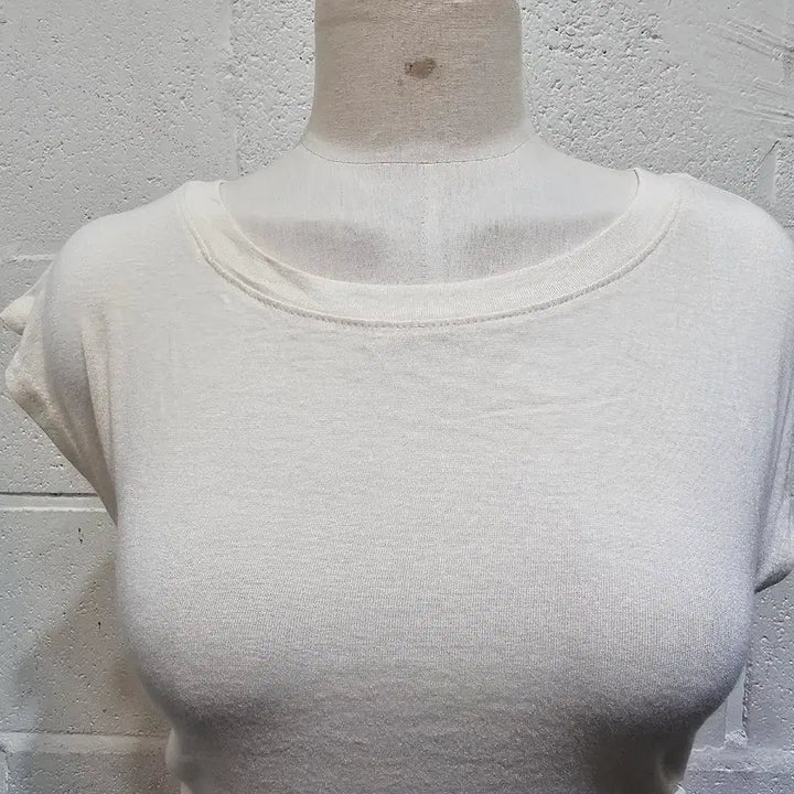 [SOLD OUT] 밑단u 옆셔링 크롭 스판좋은 라운드 반팔- 아이보리