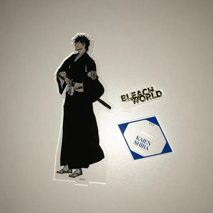[BUNJANG] Bleach Kaien Acrylic Stand / 블리치 카이엔 아크릴