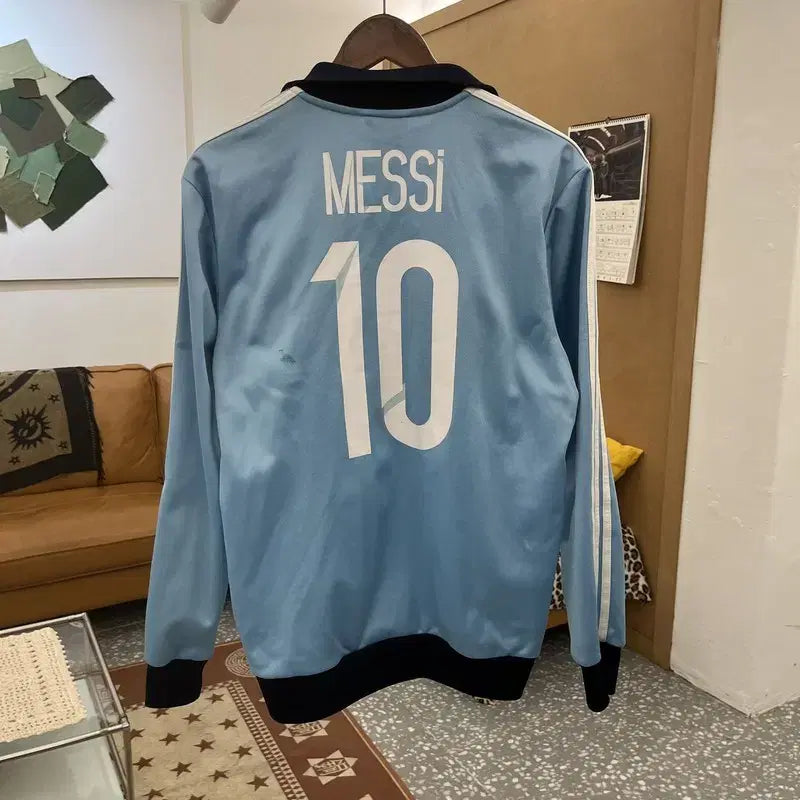 [BUNJANG] Adidas Argentina Messi Jersey Zip-up Jacket / 아디다스 희귀 아르헨티나 메시 져지 집업 100 C10301