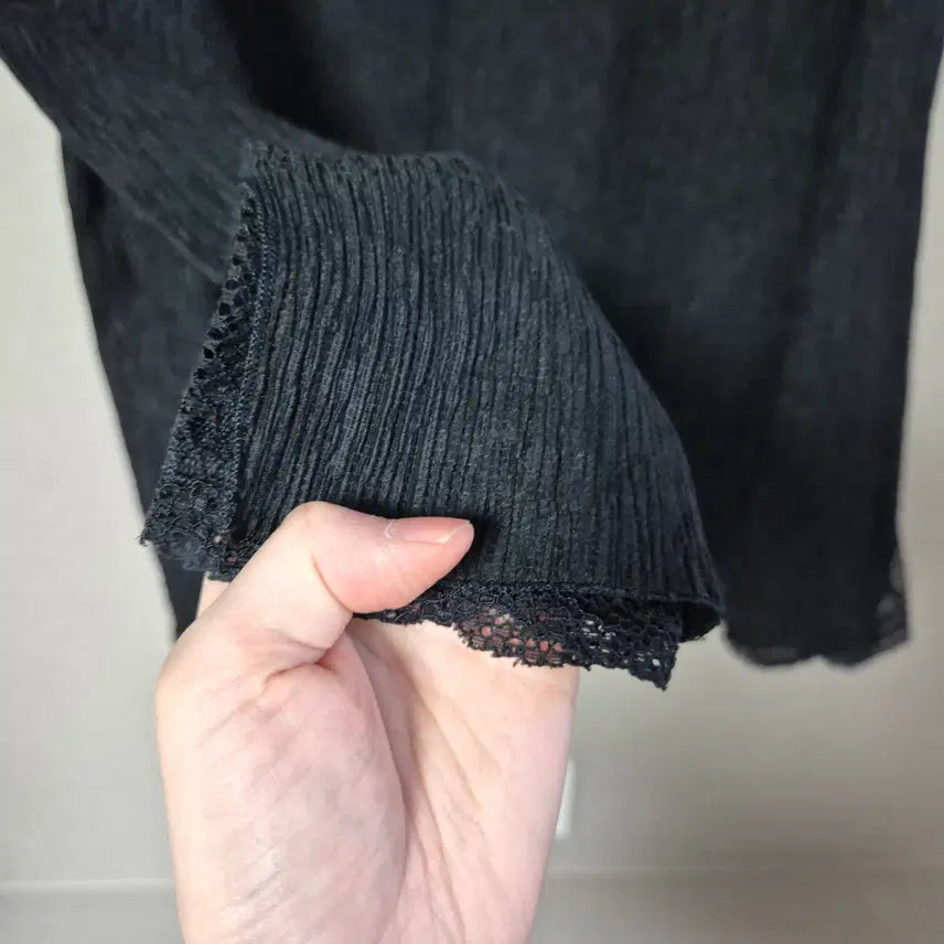 [BUNJANG] Zishen Yoryu Lace Patch Long Sleeve T-shirt / 77)지센 요루 레이스패치 긴팔 티셔츠