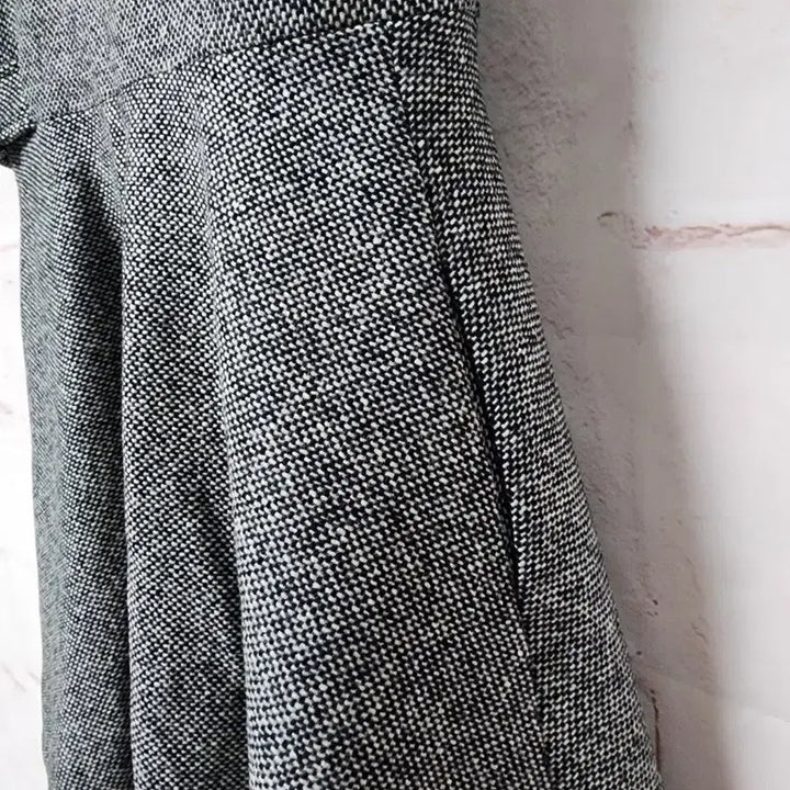 [BUNJANG] COS Tweed Mini Wrap Flare Dress / 코스 트위드 미니랩 스타일 플레어 원피스