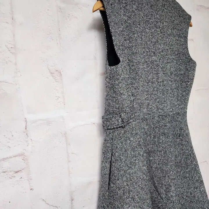[BUNJANG] COS Tweed Mini Wrap Flare Dress / 코스 트위드 미니랩 스타일 플레어 원피스