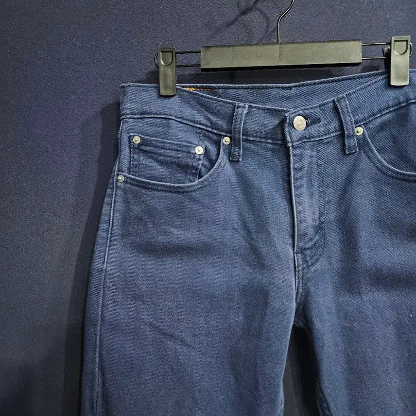 [SOLD OUT] 리바이스 511 다크블루 남성 슬림핏 허리 32 데님팬츠