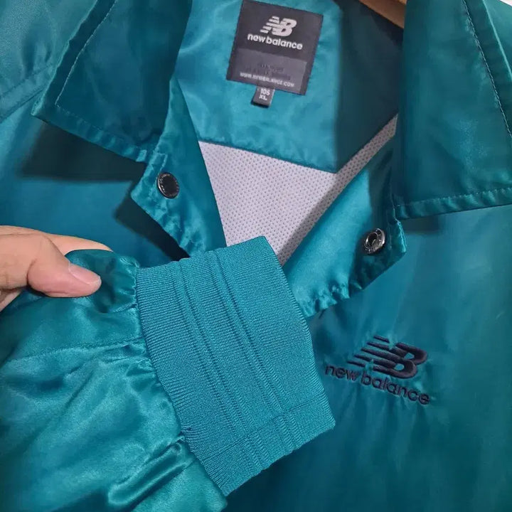 [BUNJANG] New Balance Coach Jacket Green 105 / 뉴발란스 코치 자켓 그린 105사이즈