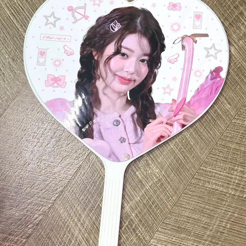 [BUNJANG] IVE Wonyoung Uchiwa Fan / 아이브 장원영 우치와 부채