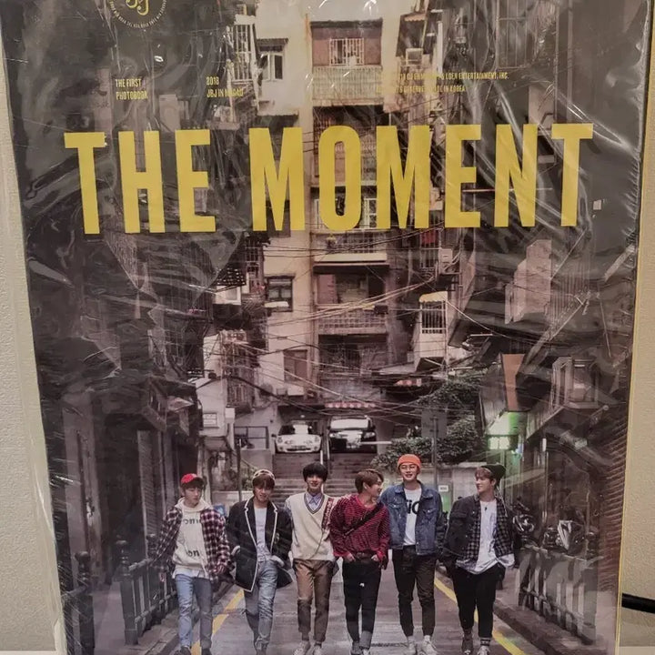 [BUNJANG] JBJ The Moment Photobook / [미개봉] JBJ 더 모먼트 사진집 포토북
